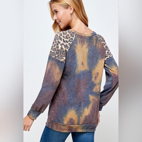 644 ❤️ 1X PLUS SIZE LEOPARD ACCENT TIE DYE KNIT PULLOVER- NAVY WINE - Picture 3 of 4